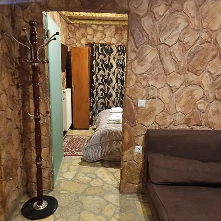 House 62 * Kalavryta